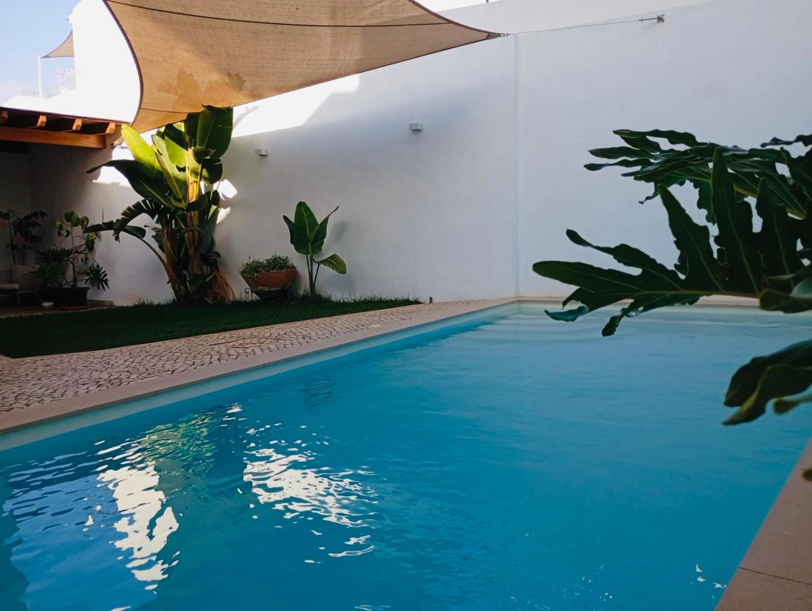 Santa Cruz - Bed & Breakfast Lagos